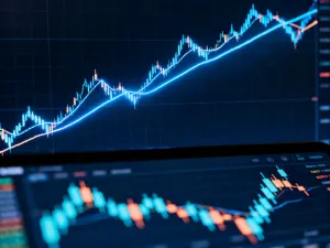 Skaner dokumentów z niebieską wiązką lasera, która analizuje tekst na kartce papieru w procesie rozpoznawania znaków OCR.